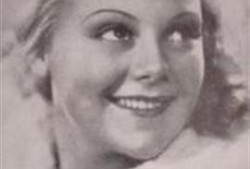 我怀念索妮娅在线观看,在线追忆索妮娅的温馨时光