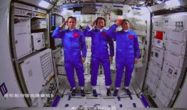 天涯最新爆料坠机视频网,最新坠机视频曝光，事故真相令人震惊